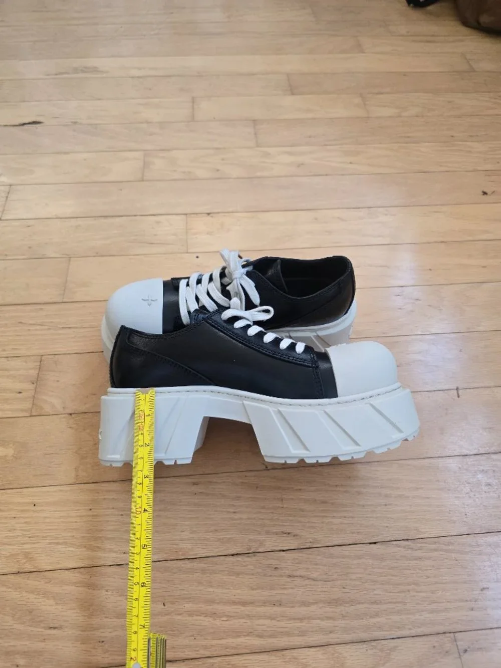 SMFK | Compass Mode Black Thick Leather White Cap Toe Platform Sneakers WMS 8.5